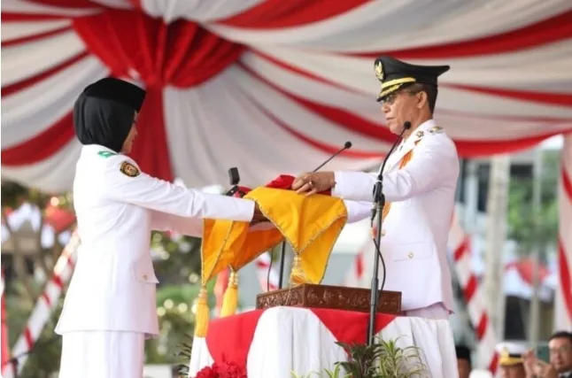 Pemko Batam Ajak Warga Kibarkan Merah Putih dan Gunakan Logo Resmi HUT Ke-81 RI