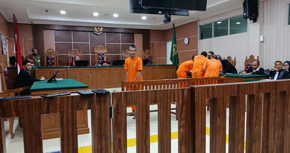 Sidang Perdana Kasus Kematian Bripda Natanael Berlangsung Tegang di PN Batam